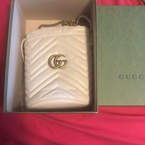 Gucci White Crossbody Bag with Gold Hardware and Chevron Pattern